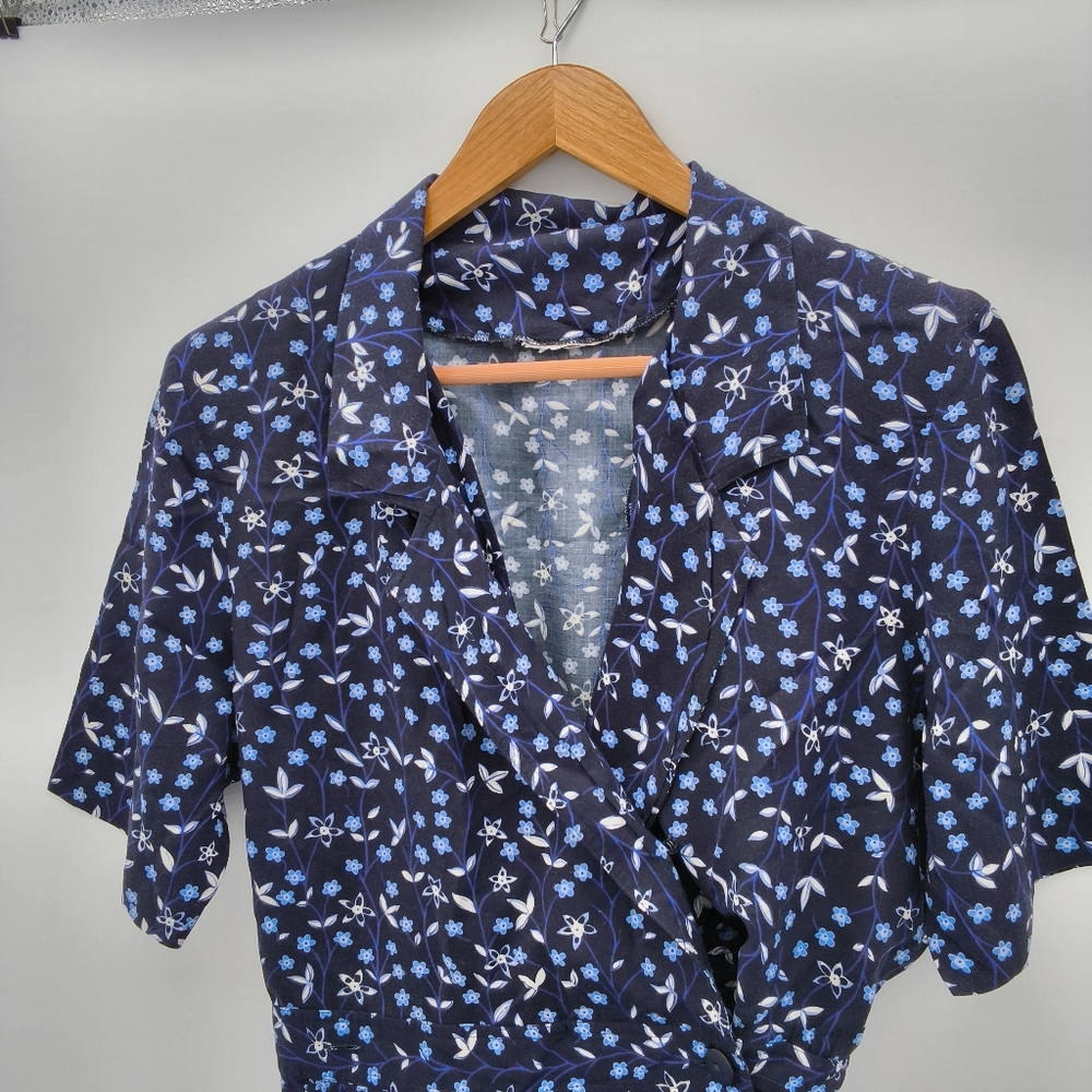 Vintage 1990s Navy Blue Floral Short Sleeve Romper - Picture 6 of 10